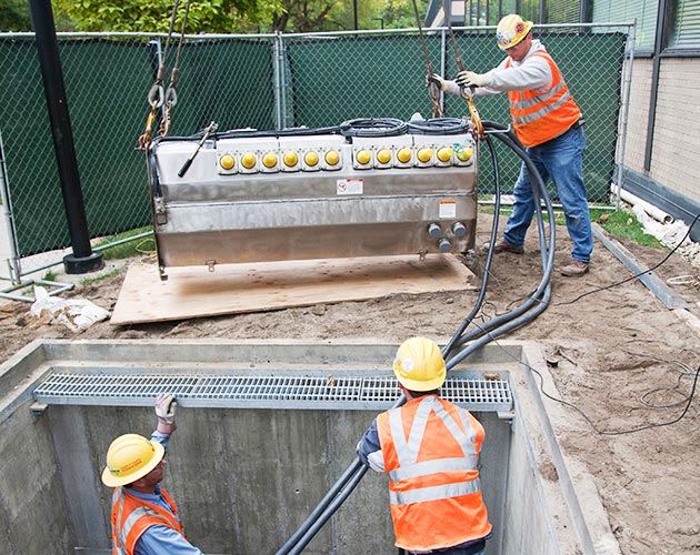 Field Services, vista, pad mount, installation of metal clad, installing environmentally friendly metal clad, distribution switchgear